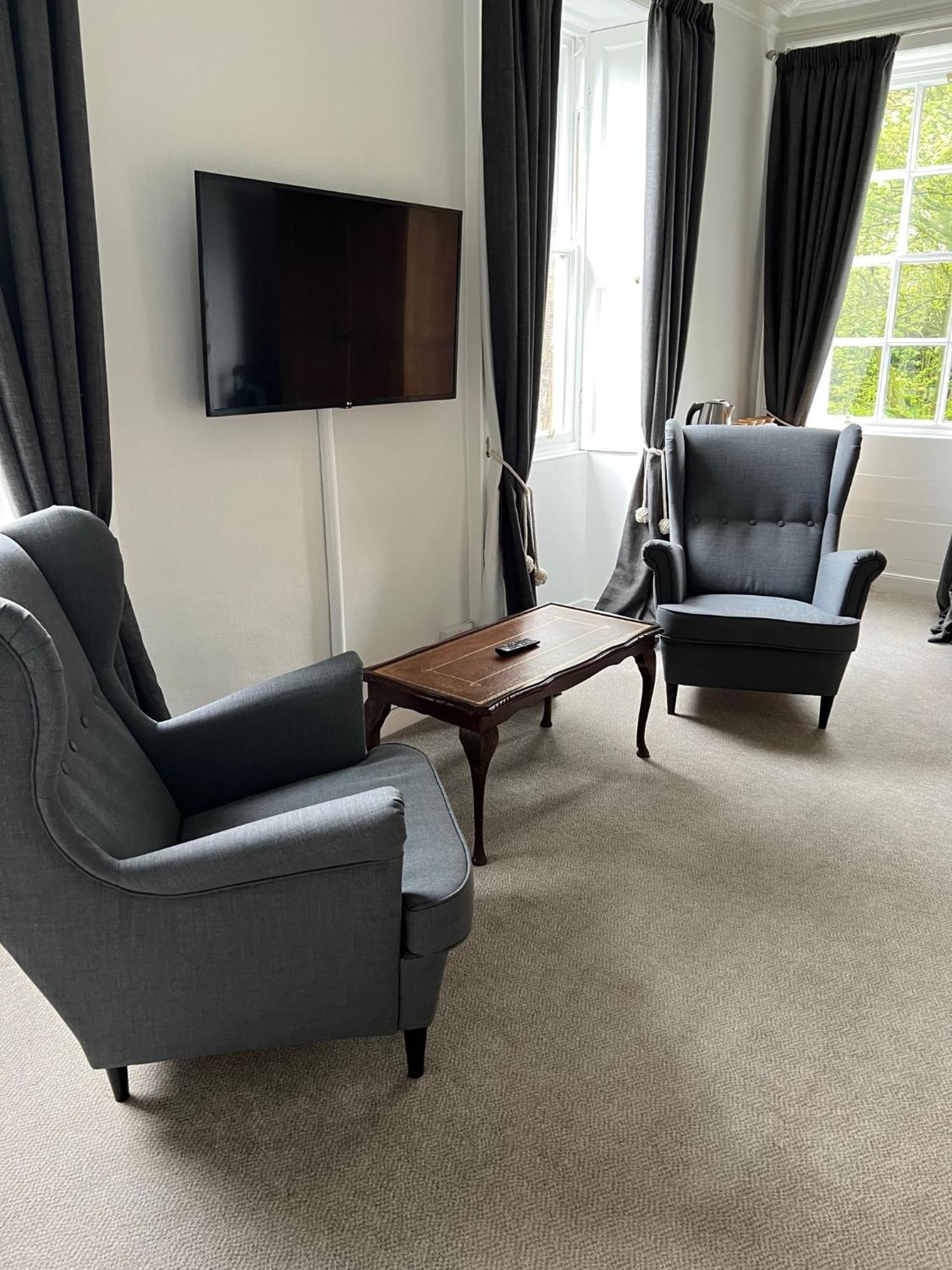 Broomhouse Farmhouse Cheswick  部屋 写真
